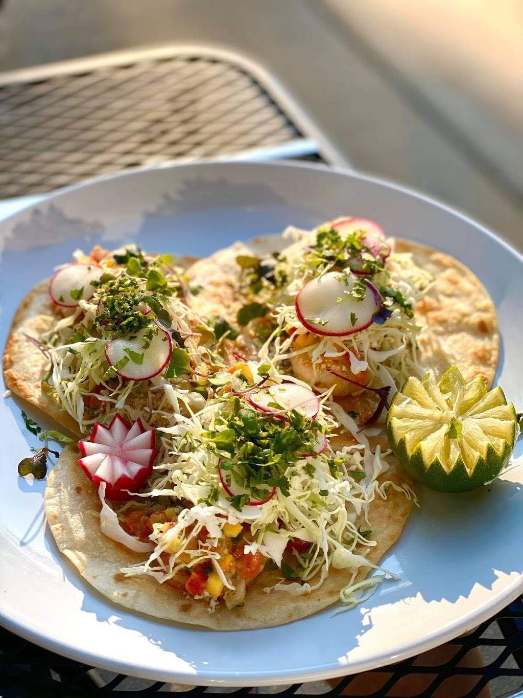 501 Local | restaurant | 501 Chestnut St, Winnetka, IL 60093, USA | 2242556480 OR +1 224-255-6480