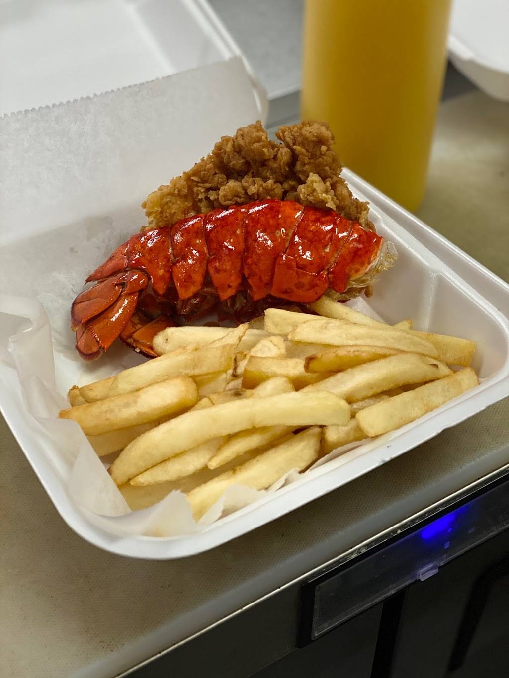 Super JJ Fish | restaurant | 322 W Lincoln Hwy, Chicago Heights, IL 60411, USA | 7082655552 OR +1 708-265-5552