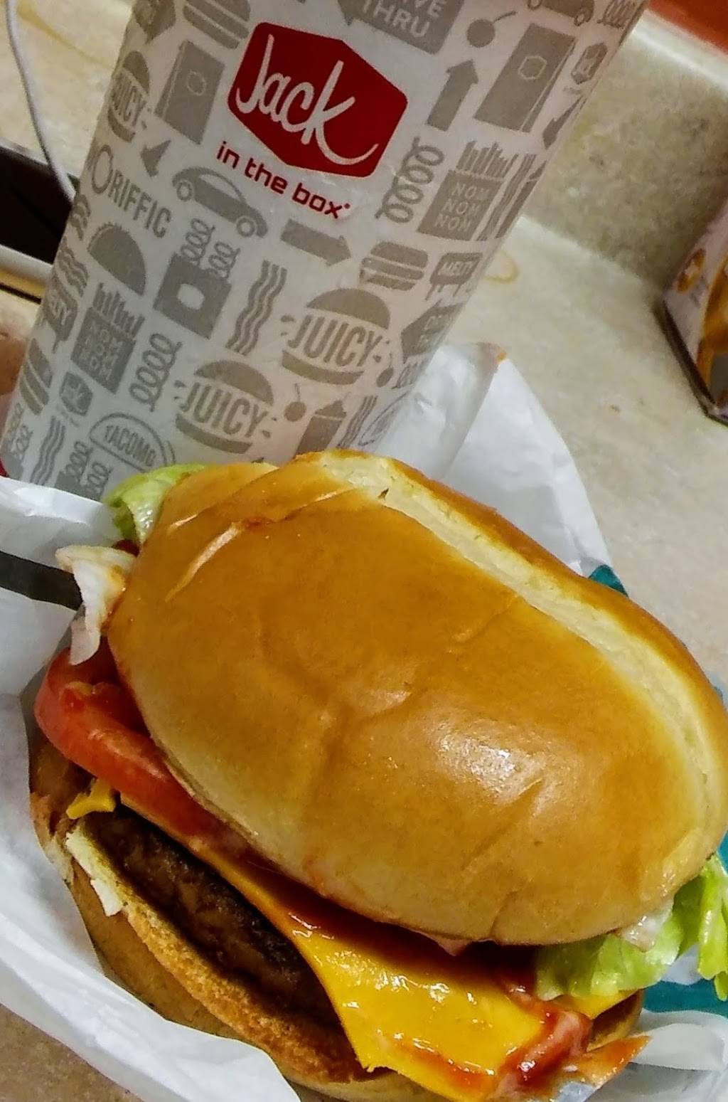 Jack in the Box | restaurant | 250 N Avondale Blvd, Avondale, AZ 85323, USA | 6239322058 OR +1 623-932-2058