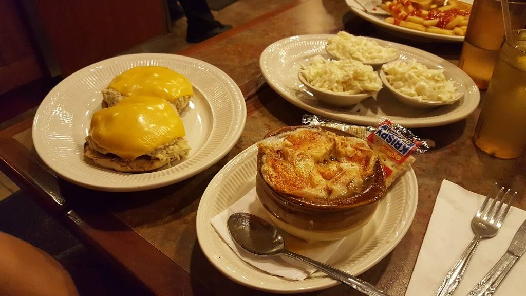 Embassy Diner | restaurant | 4280 Hempstead Turnpike, Bethpage, NY 11714, USA | 5167961132 OR +1 516-796-1132