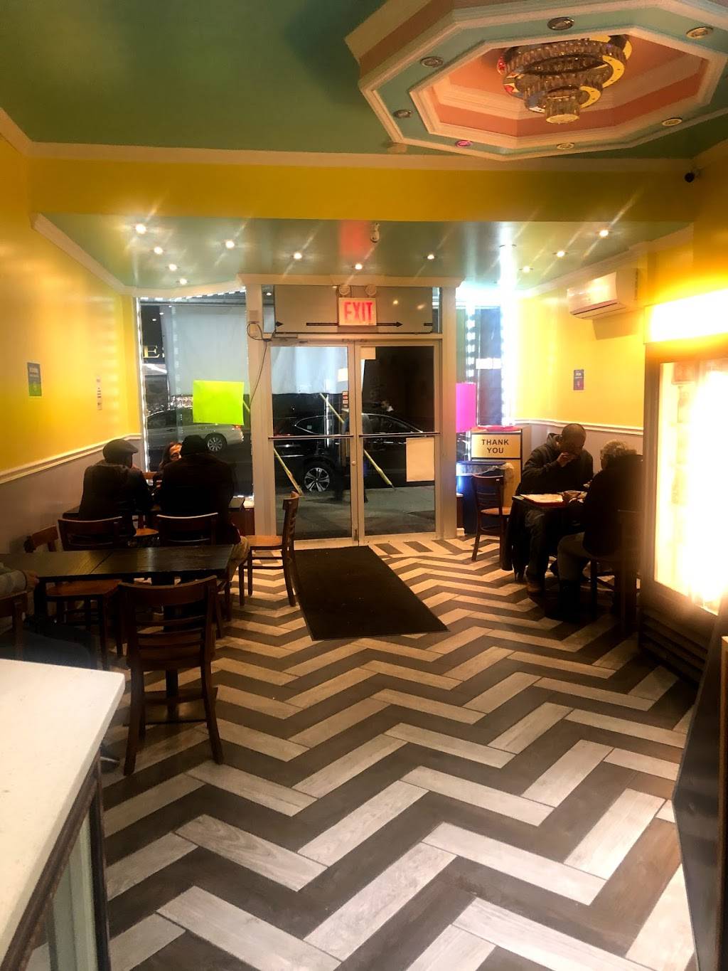 D’ Savannah Roti Shop | restaurant | 119-15 Liberty Ave, South Richmond Hill, NY 11419, USA | 3474944971 OR +1 347-494-4971