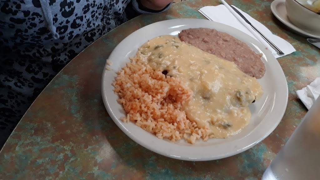 La Malinche | restaurant | 9109 Dyer St G, El Paso, TX 79924, USA | 9157558520 OR +1 915-755-8520