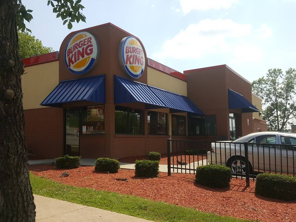 Burger King | restaurant | 2862 N Doctor M.L.K. Jr Dr, Milwaukee, WI 53212, USA | 4143721644 OR +1 414-372-1644
