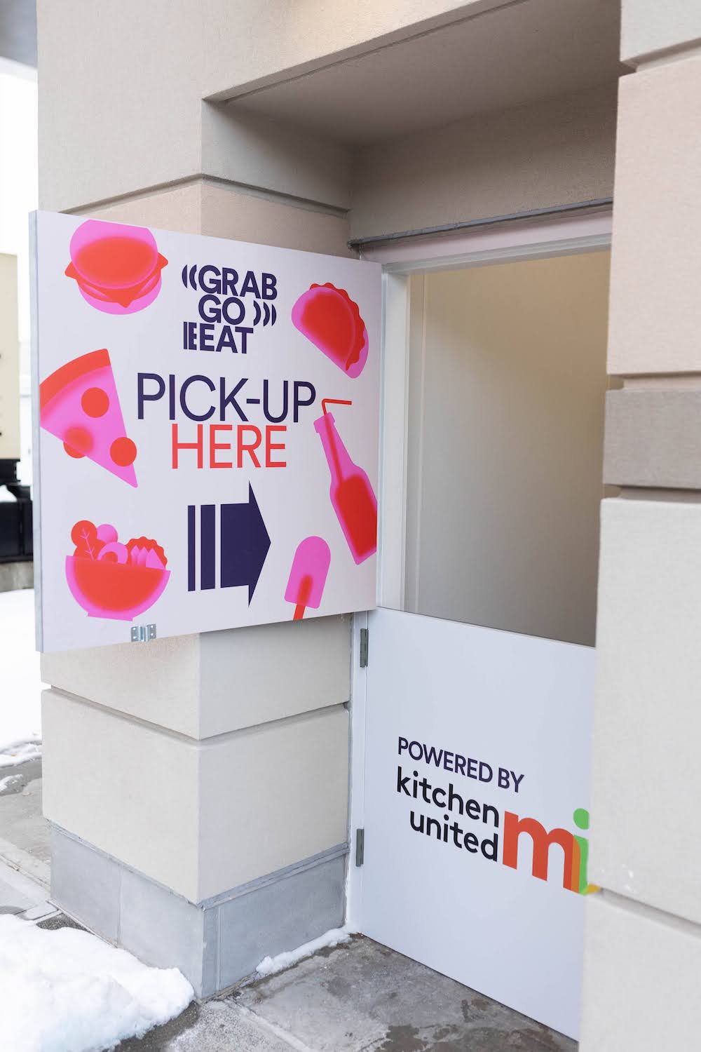 Grab Go Eat powered by Kitchen United MIX - Roosevelt Field | restaurant | 630 Old Country Rd, Garden City, NY 11530, USA | 5165345410 OR +1 516-534-5410