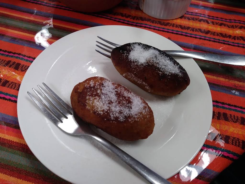 Antojitos Guatemaltecos | restaurant | 5823 W Fullerton Ave, Chicago, IL 60639, USA | 7734173400 OR +1 773-417-3400