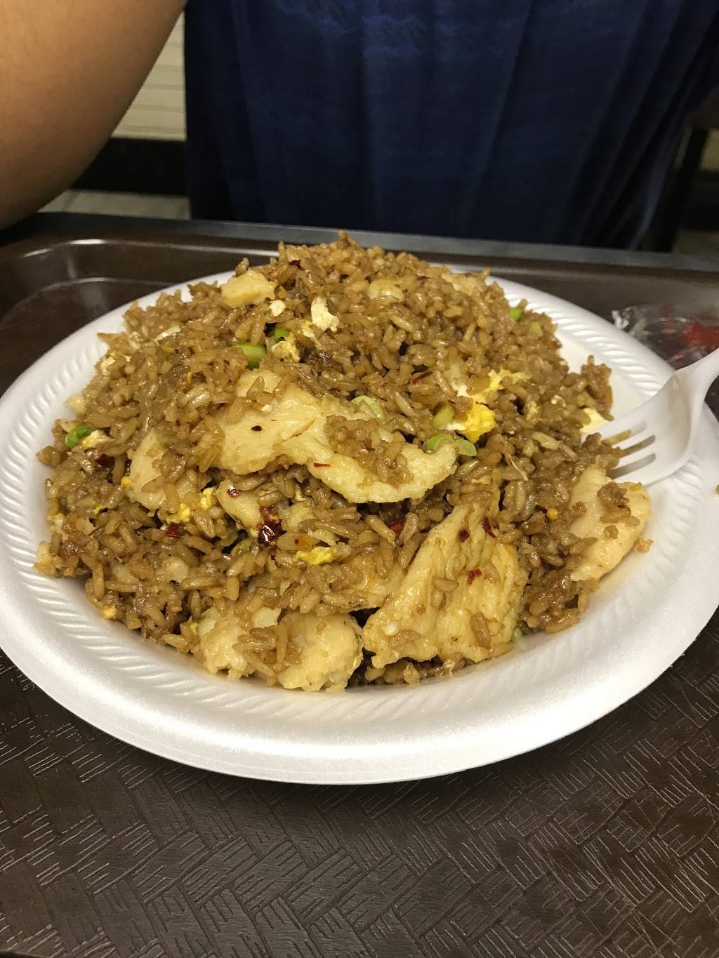 China Express | restaurant | 901 S Illinois Ave, Carbondale, IL 62901, USA | 6185493991 OR +1 618-549-3991