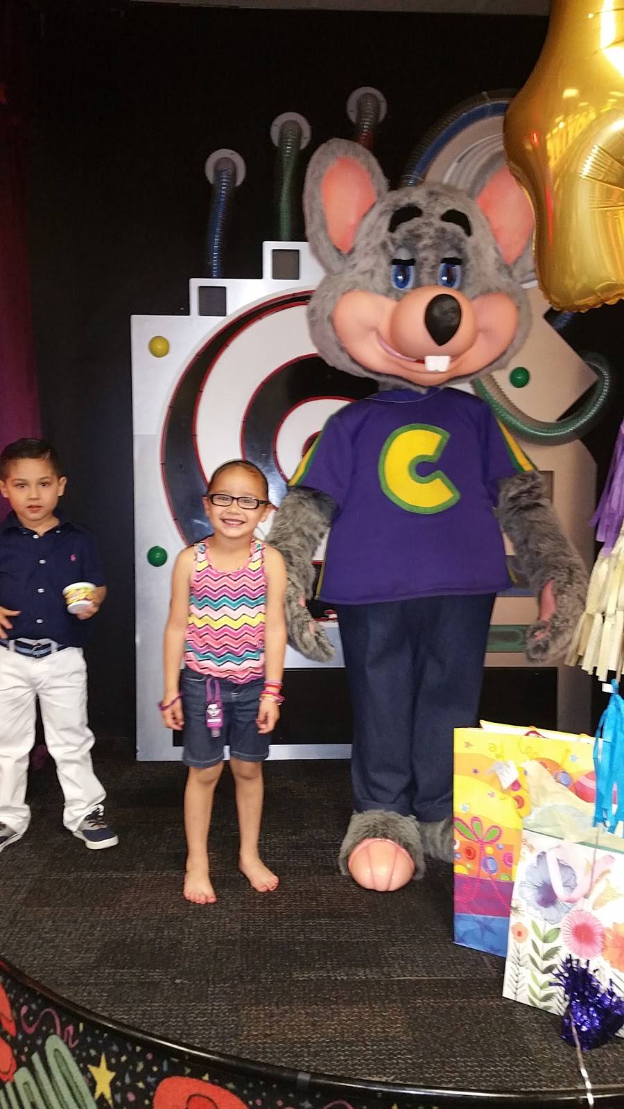 Chuck E. Cheeses | restaurant | 5075 Fairmont Pkwy, Pasadena, TX 77505, USA | 2814872765 OR +1 281-487-2765