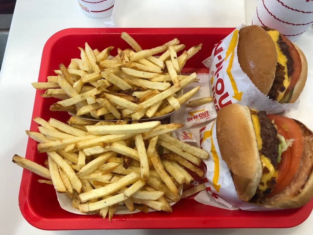 In-N-Out Burger | restaurant | 2585 N Tustin St, Orange, CA 92865, USA | 8007861000 OR +1 800-786-1000