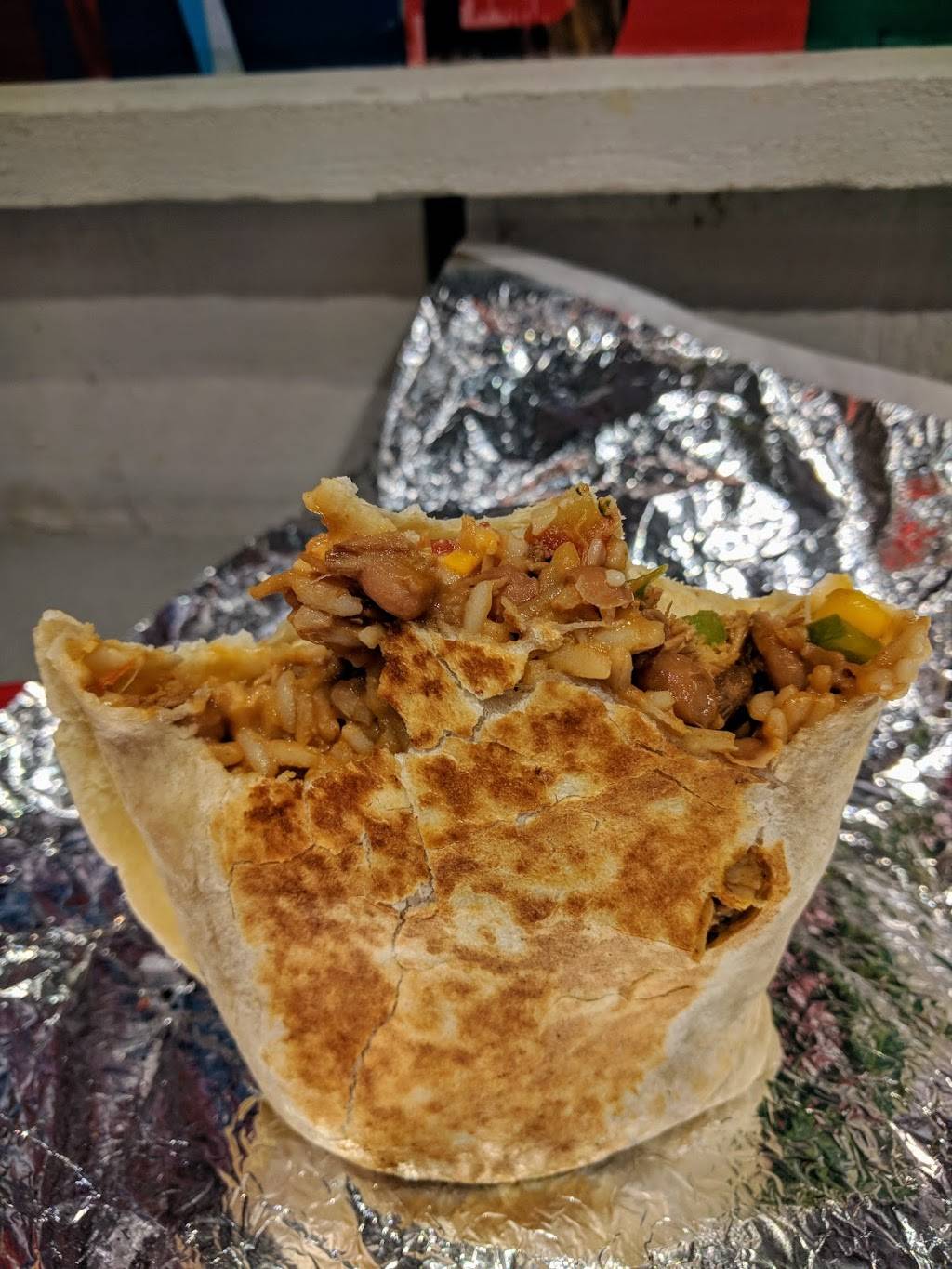 barBURRITO | restaurant | 35 Harvard Rd, Guelph, ON N1G 2X9, Canada | 5192658989 OR +1 519-265-8989