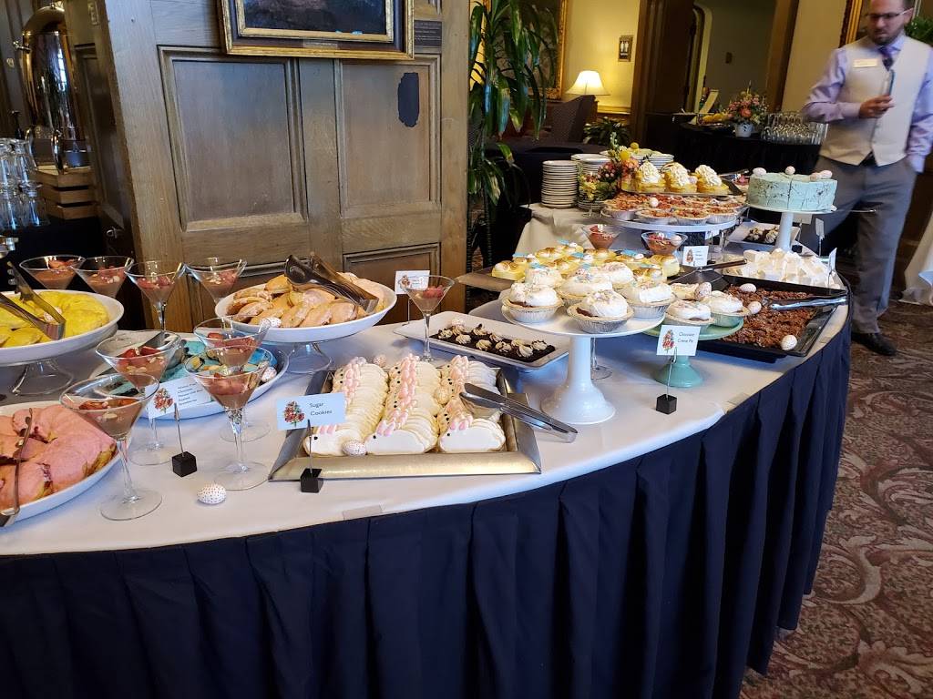 Tudor Room | restaurant | 900 E 7th St, Bloomington, IN 47405, USA | 8128551620 OR +1 812-855-1620