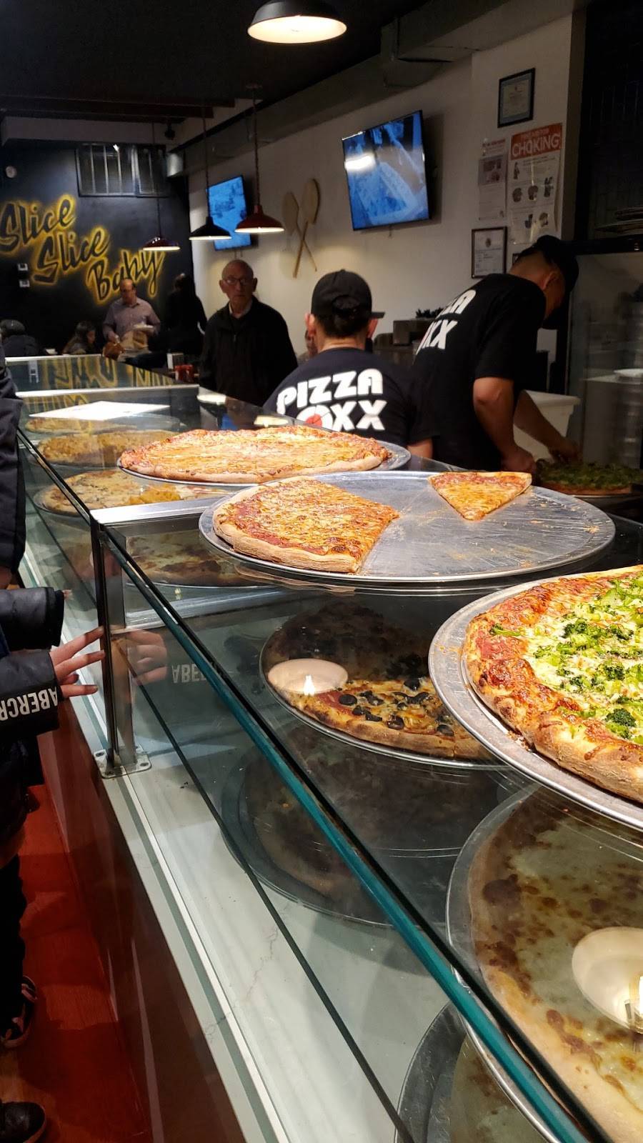 Pizza Roxx | restaurant | 509 Middle Neck Rd, Great Neck, NY 11023, USA | 5167081962 OR +1 516-708-1962