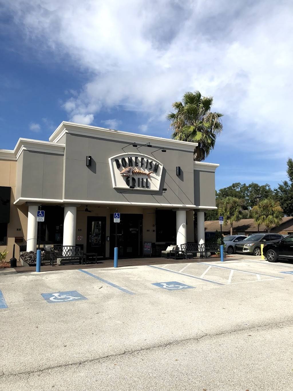 Bonefish Grill | restaurant | 225 W Pipkin Rd, Lakeland, FL 33813, USA | 8637019480 OR +1 863-701-9480