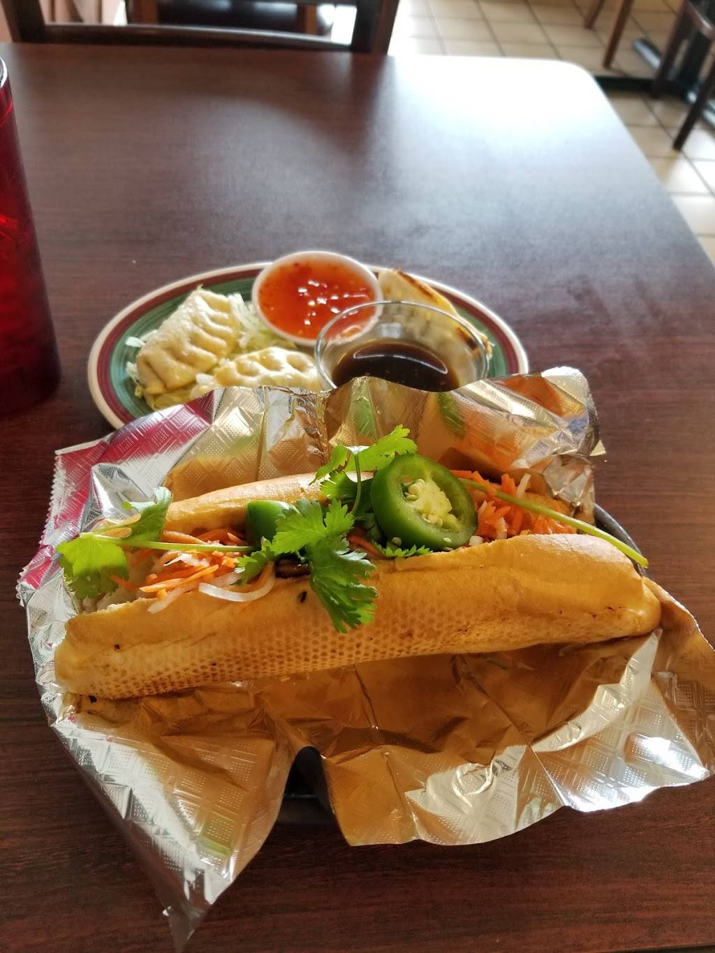 VK Noodle House | restaurant | 2941 Bienville Blvd, Ocean Springs, MS 39564, USA | 2288721444 OR +1 228-872-1444