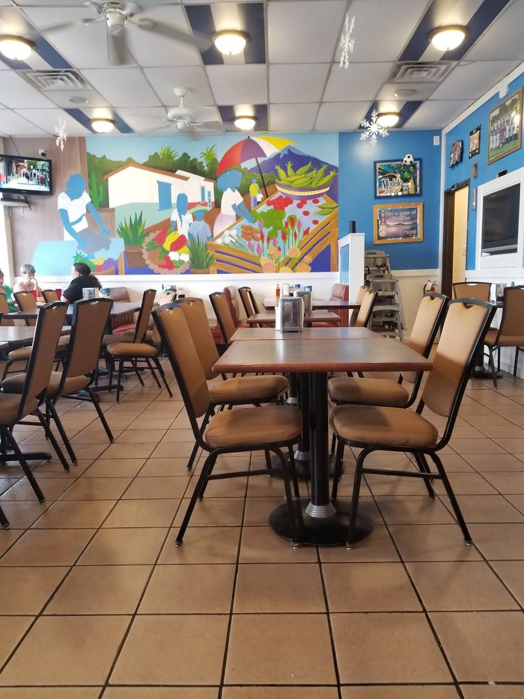 Marquez Restaurant | restaurant | 928 N Collins St A, Arlington, TX 76011, USA | 8172758337 OR +1 817-275-8337