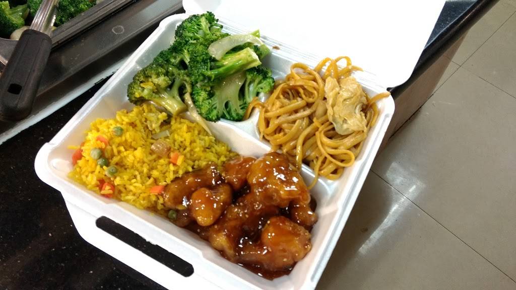 New Peking Buffet | restaurant | 100 Live Oaks Blvd, Casselberry, FL 32707, USA | 4077907011 OR +1 407-790-7011