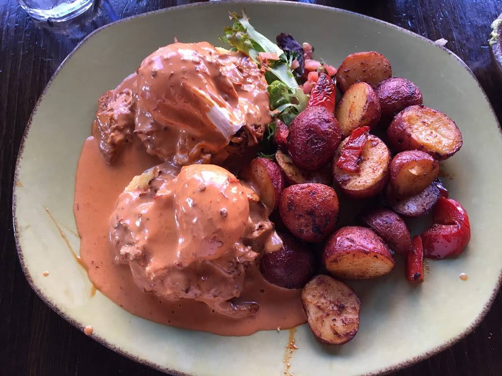 El Camion Cantina | restaurant | 194 Avenue A, New York, NY 10009, USA | 2125335436 OR +1 212-533-5436