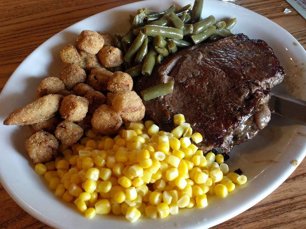 Cracker Barrel Old Country Store | restaurant | 2701 Crittenden Dr, Louisville, KY 40209, USA | 5026362263 OR +1 502-636-2263