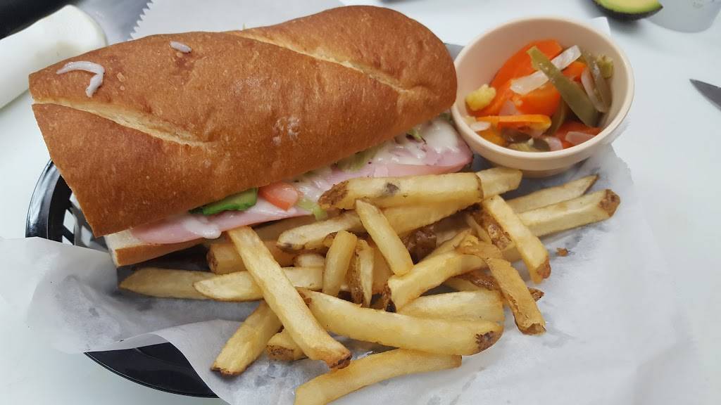 El New Chapala Restaurant | restaurant | 3537 E 106th St, Chicago, IL 60617, USA | 7739027829 OR +1 773-902-7829