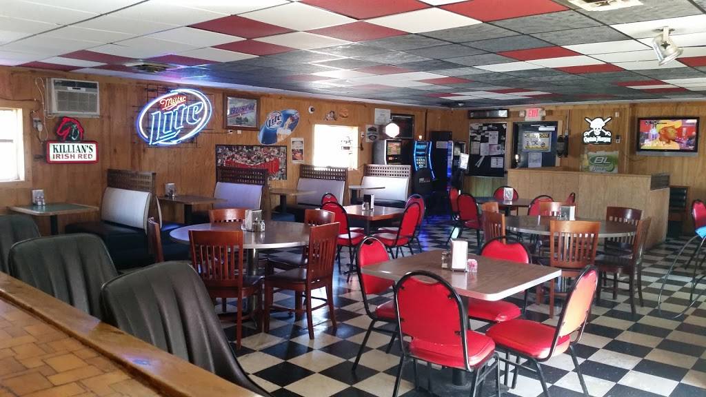 Full Throttle | restaurant | 11578 Shipman Rd, Carlinville, IL 62626, USA | 2178549554 OR +1 217-854-9554