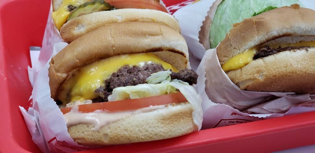 In-N-Out Burger | restaurant | 24445 Crenshaw Blvd, Torrance, CA 90505, USA | 8007861000 OR +1 800-786-1000