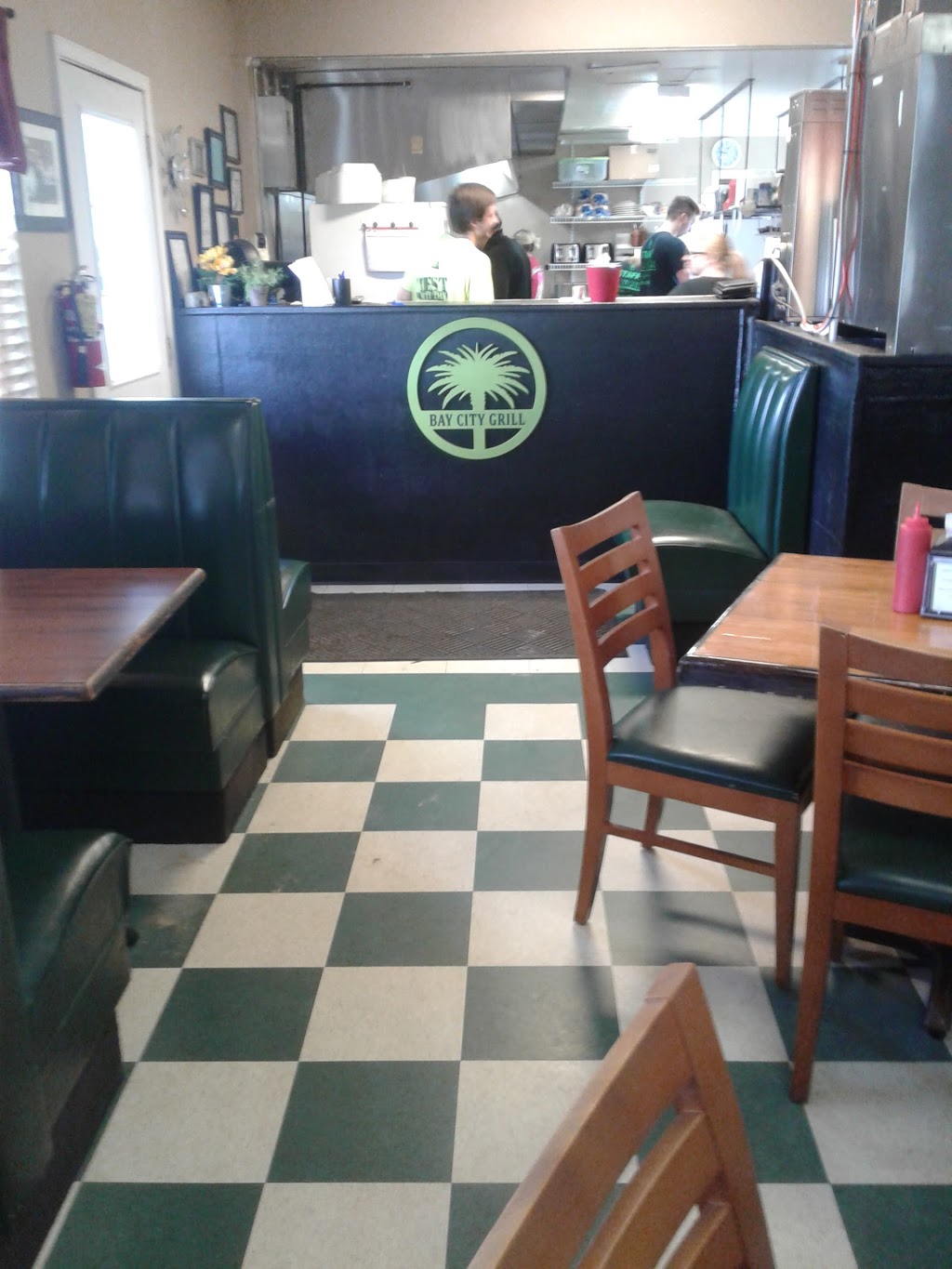 Bay City Grill | restaurant | 5675 US-43, Satsuma, AL 36572, USA | 2516750360 OR +1 251-675-0360