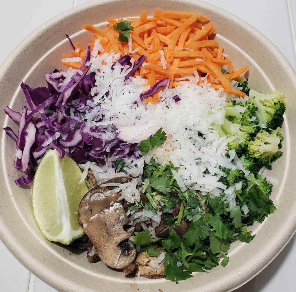 Freshii | restaurant | 7600 Dr Phillips Blvd #10, Orlando, FL 32819, USA | 4072038856 OR +1 407-203-8856