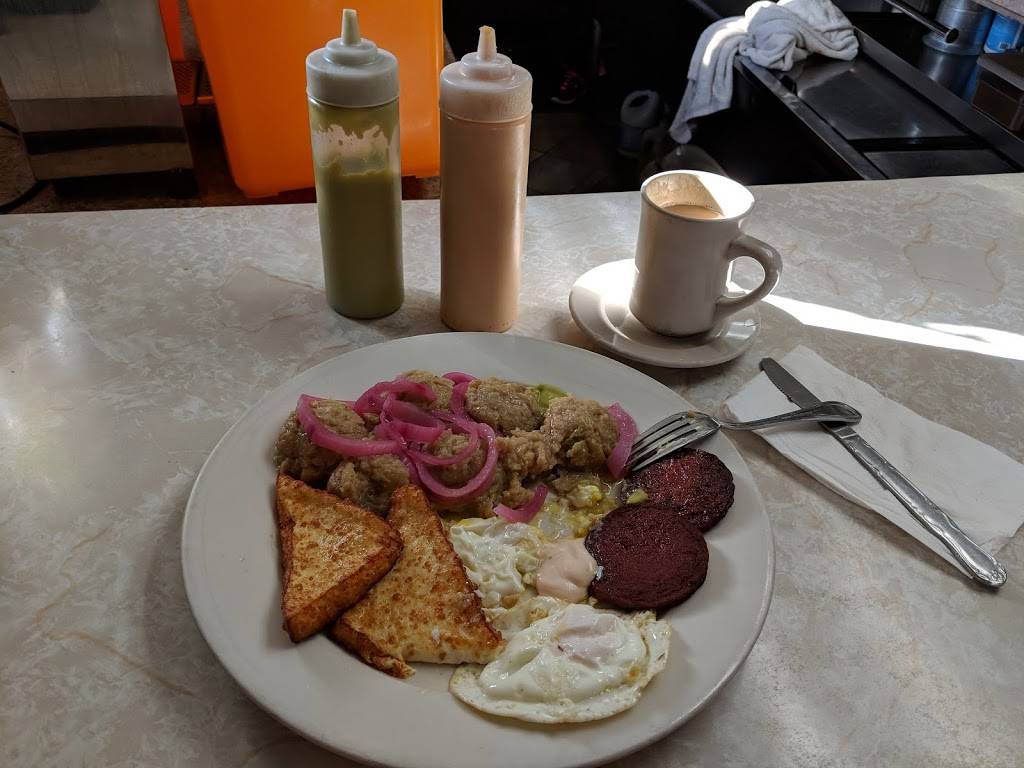 Mi Famila | restaurant | 114 4th Ave, Paterson, NJ 07524, USA | 9733456993 OR +1 973-345-6993