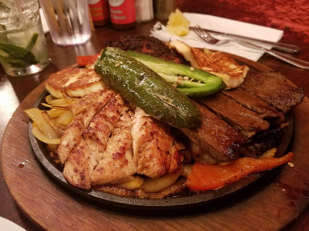 Solea Mexican Grill LLC | restaurant | 1350 Gillingham Rd, Neenah, WI 54956, USA | 9207270540 OR +1 920-727-0540