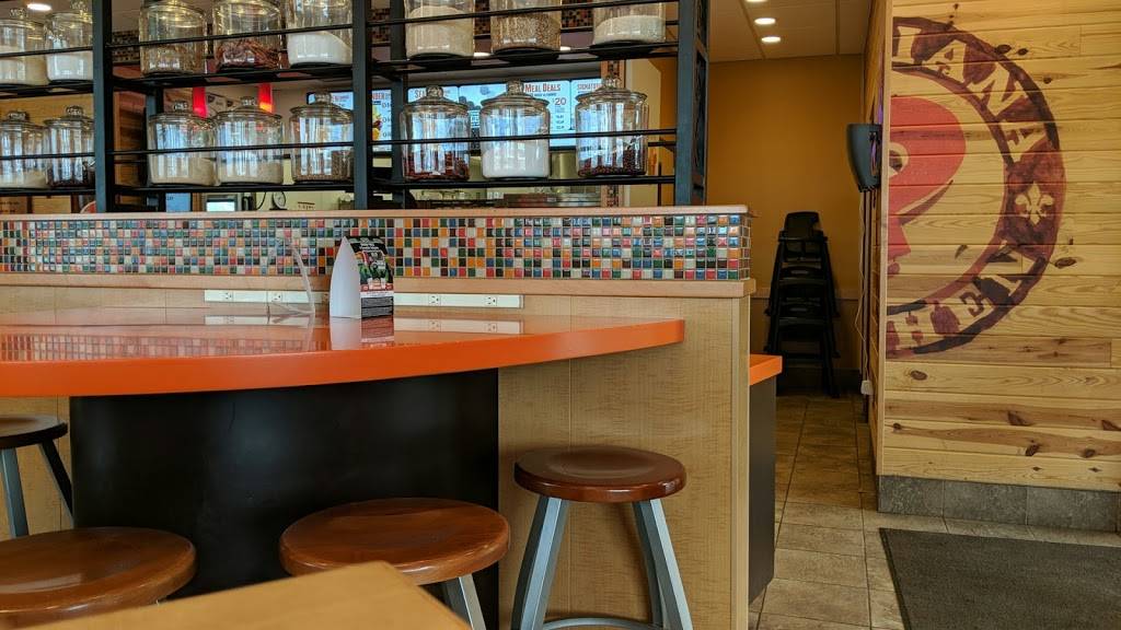 Popeyes Louisiana Kitchen | restaurant | 2624 Jackson Ave W, Oxford, MS 38655, USA | 6622344700 OR +1 662-234-4700