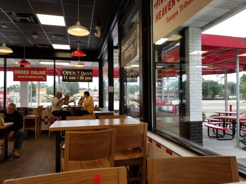 Five Guys | meal takeaway | 4690 Us Highway 80 E, Savannah, GA 31410, USA | 9128980033 OR +1 912-898-0033
