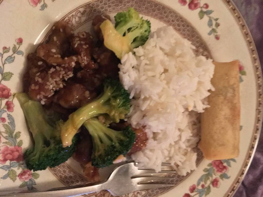 Johnny Changs | restaurant | 2601 S Broad St, Philadelphia, PA 19148, USA | 2155513000 OR +1 215-551-3000