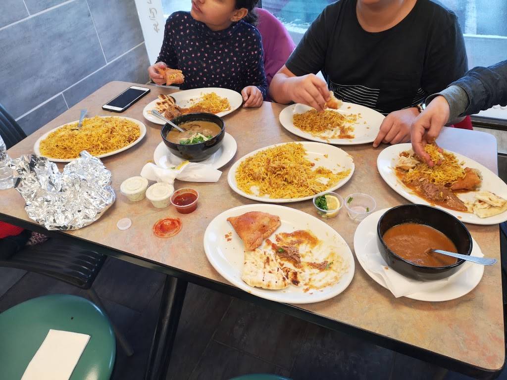 Pita On The Run (Zabiha Halal) | restaurant | 7000 McLeod Rd Unit-3, Niagara Falls, ON L2G 7K3, Canada | 9053561111 OR +1 905-356-1111