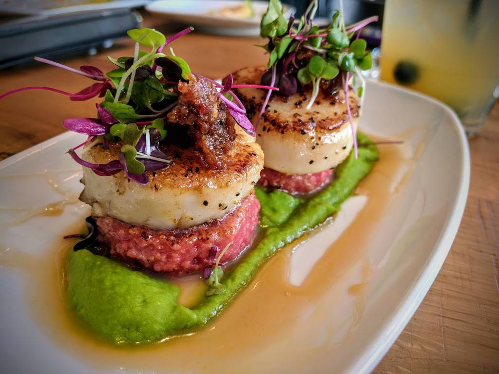 King Farm Village Center | shopping mall | 302-404 King Farm Blvd, Rockville, MD 20850, USA | 7034424300 OR +1 703-442-4300