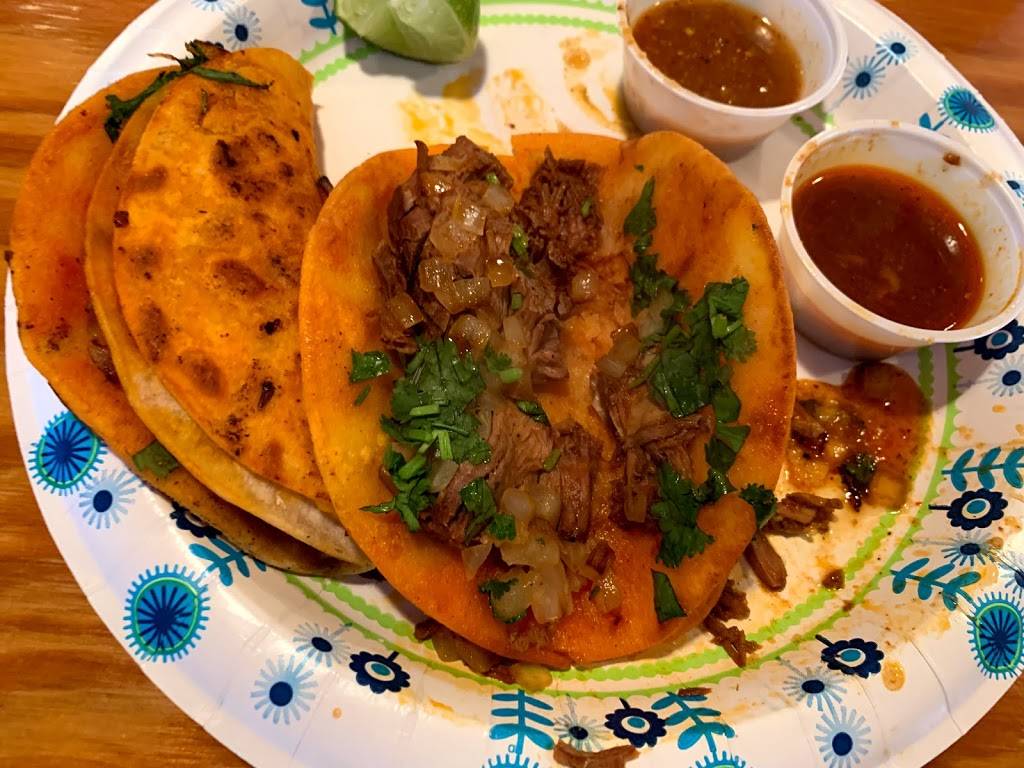 Mi Tapatia | restaurant | 4818 Williamson Rd, Roanoke, VA 24012, USA | 5405610880 OR +1 540-561-0880