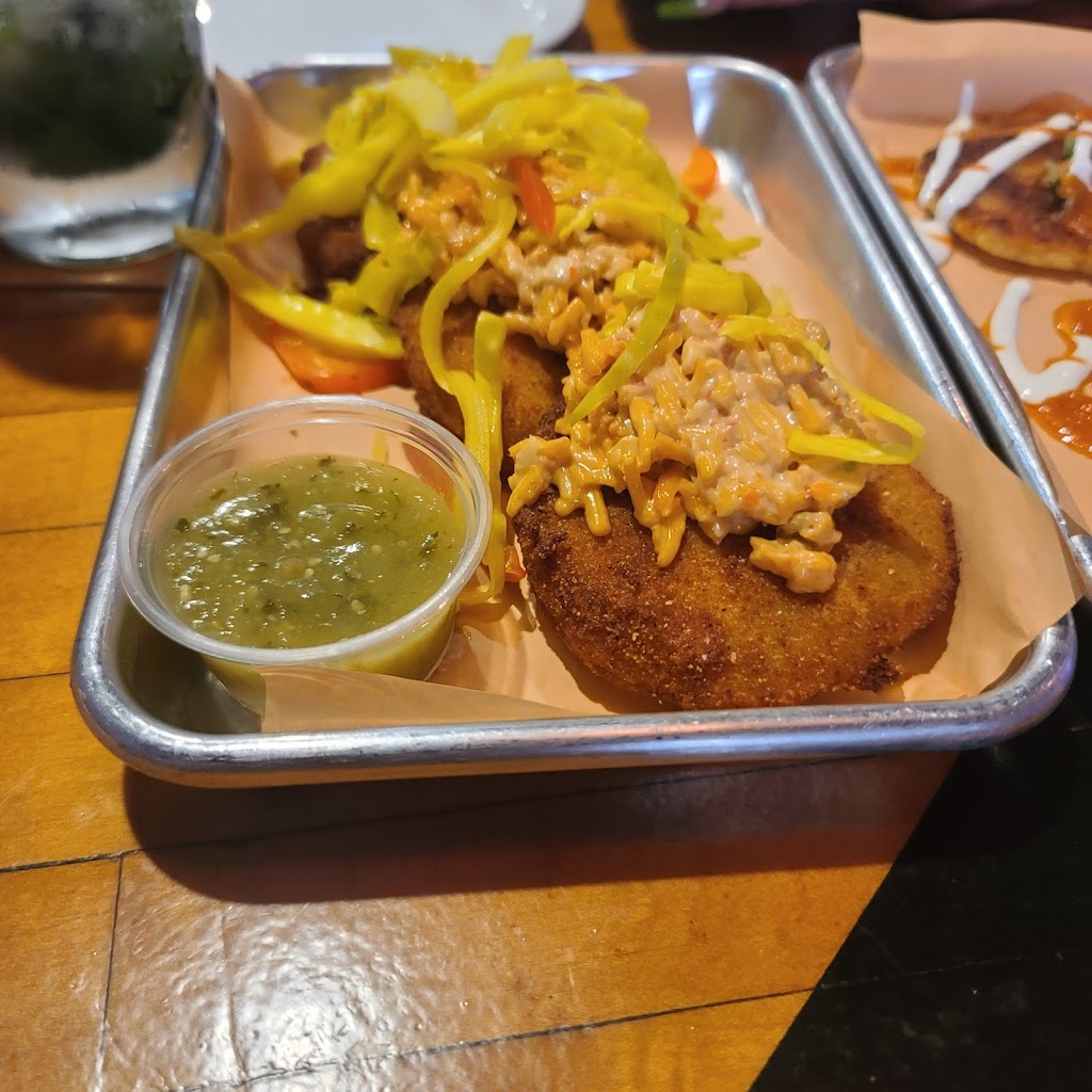 Hanks Texas BBQ - Clintonville | restaurant | 2941 N High St, Columbus, OH 43202, USA | 6149726020 OR +1 614-972-6020