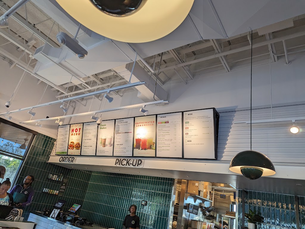 Shake Shack Katy Freeway | restaurant | 19300 Katy Fwy, Houston, TX 77094, USA | 3465270593 OR +1 346-527-0593