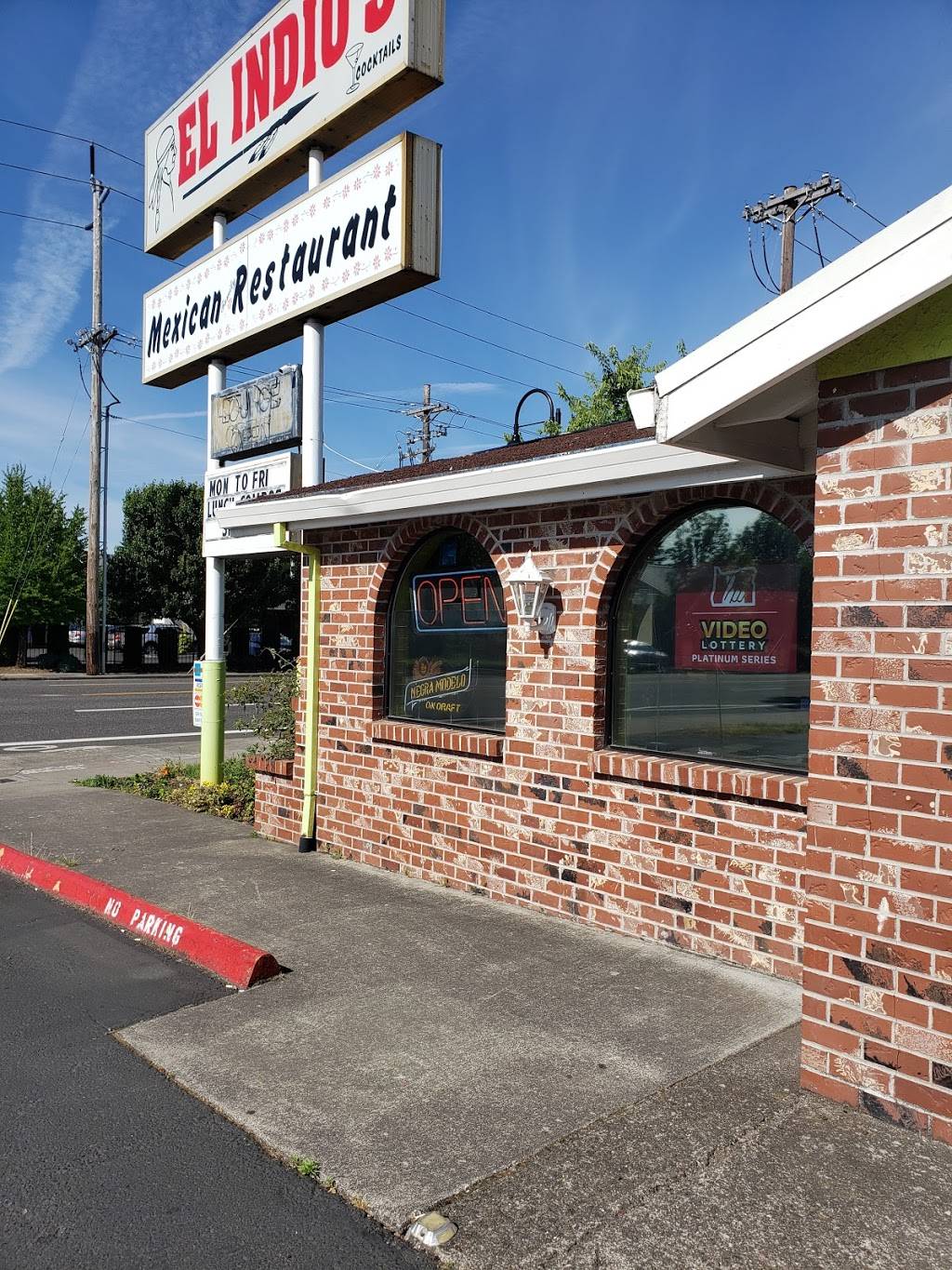 El Indio | Mexican Restaurant | restaurant | 19422 SE Stark St, Portland, OR 97233, USA | 5036654919 OR +1 503-665-4919