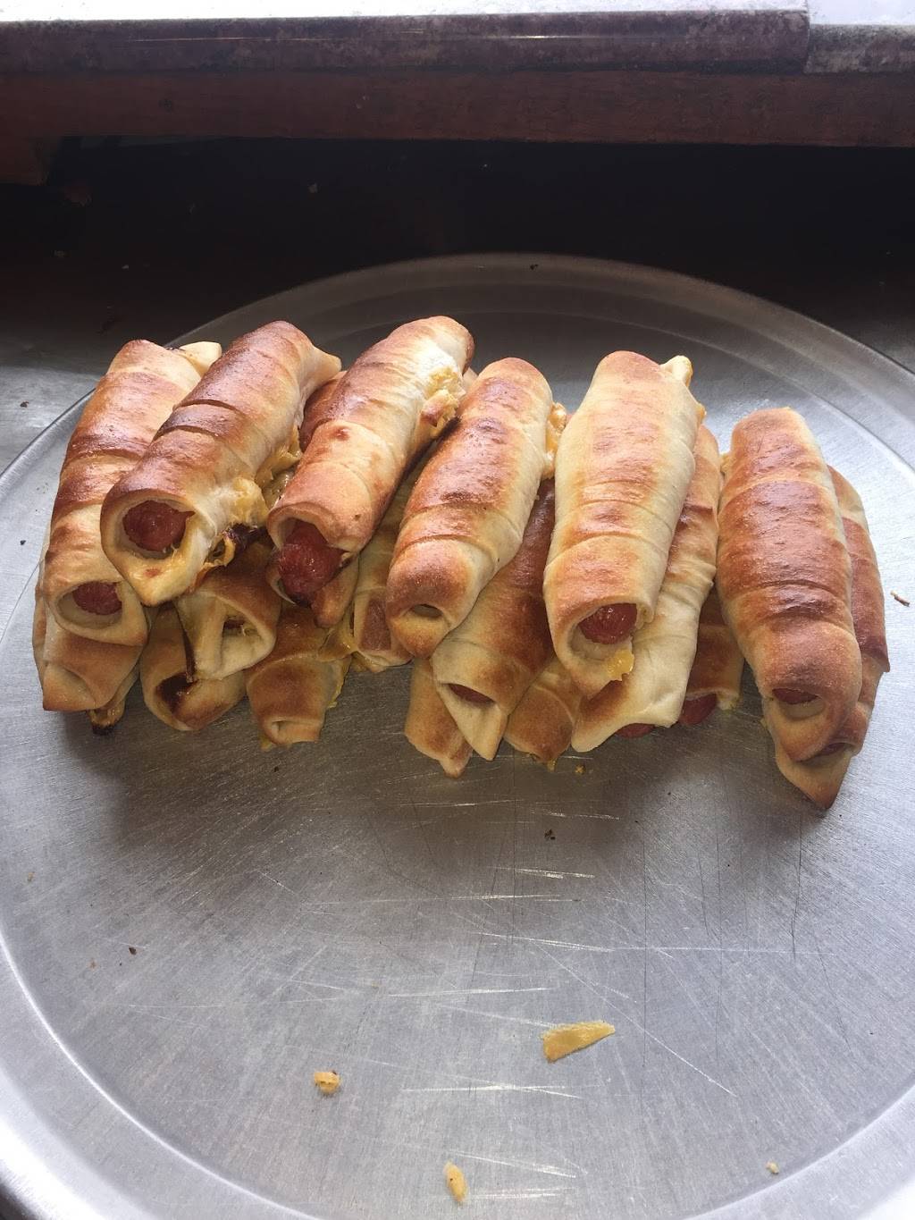 La Bella Pizza | restaurant | 8509 20th Ave, Brooklyn, NY 11214, USA | 7183730008 OR +1 718-373-0008