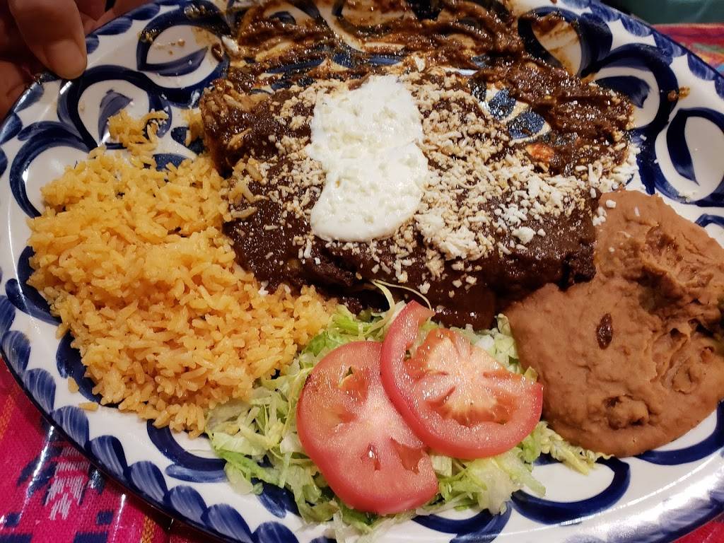 El Tezcal Authentic Restaurant | restaurant | 4305 N Kedzie Ave, Chicago, IL 60618, USA | 7739426249 OR +1 773-942-6249