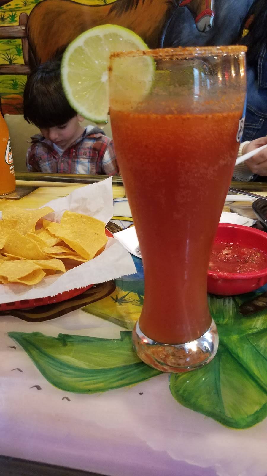 Los Tres Hermanos | restaurant | 31 N Wisconsin St, Elkhorn, WI 53121, USA | 2623791658 OR +1 262-379-1658