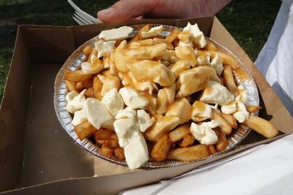 Ga-Ga Patates | restaurant | 1123 Rue Saint-Louis, Gatineau, QC J8T 2R8, Canada | 8195687034 OR +1 819-568-7034