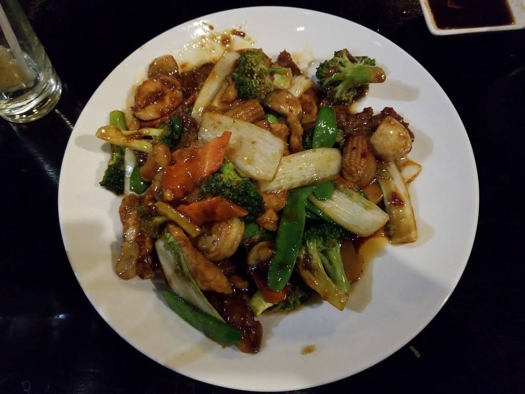 Mason Wok and Sushi | restaurant | 2735 US-34, Oswego, IL 60543, USA | 6305546688 OR +1 630-554-6688