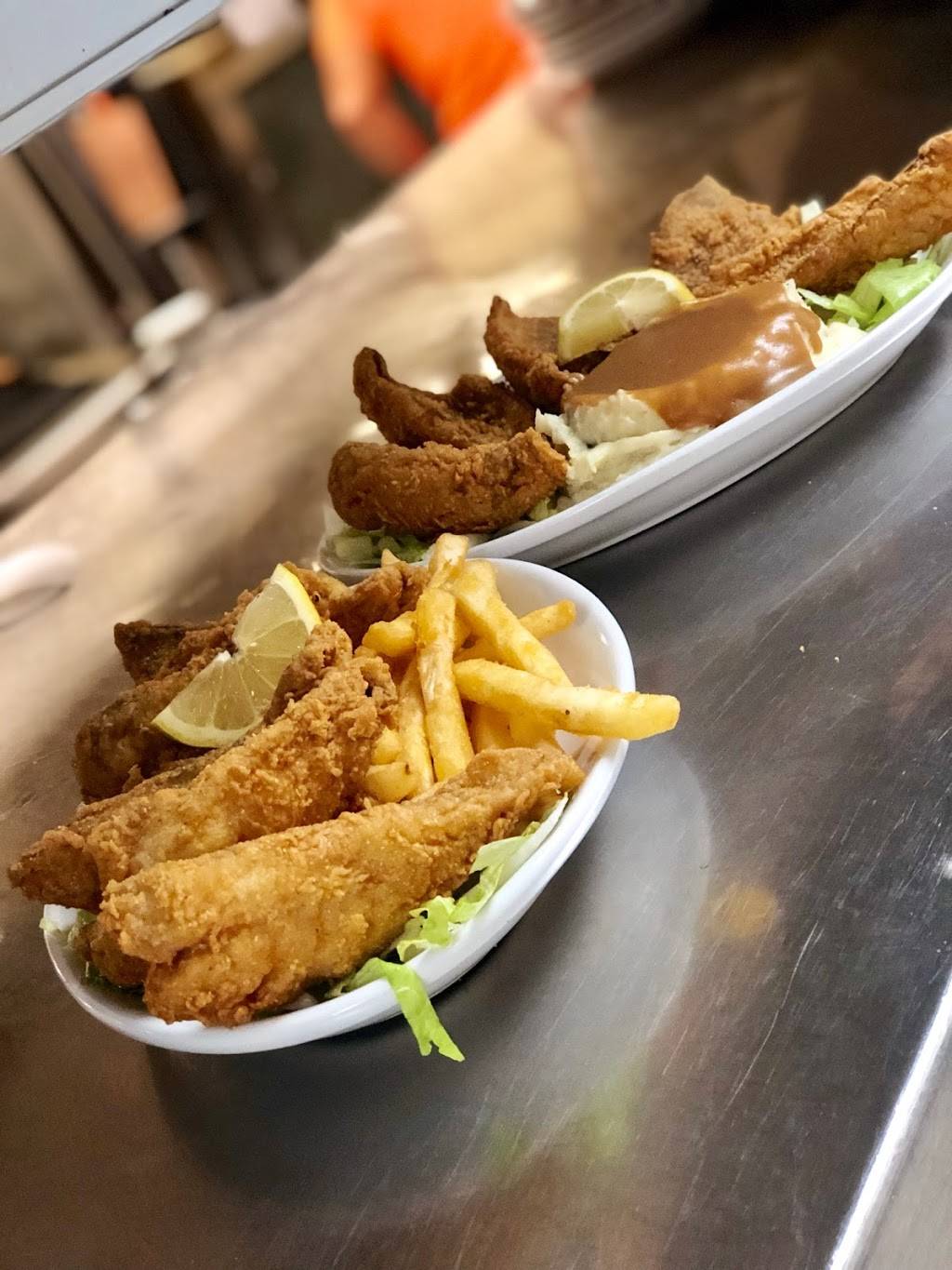 Oasis Restaurant | restaurant | 656 US-131, Three Rivers, MI 49093, USA | 2692734000 OR +1 269-273-4000