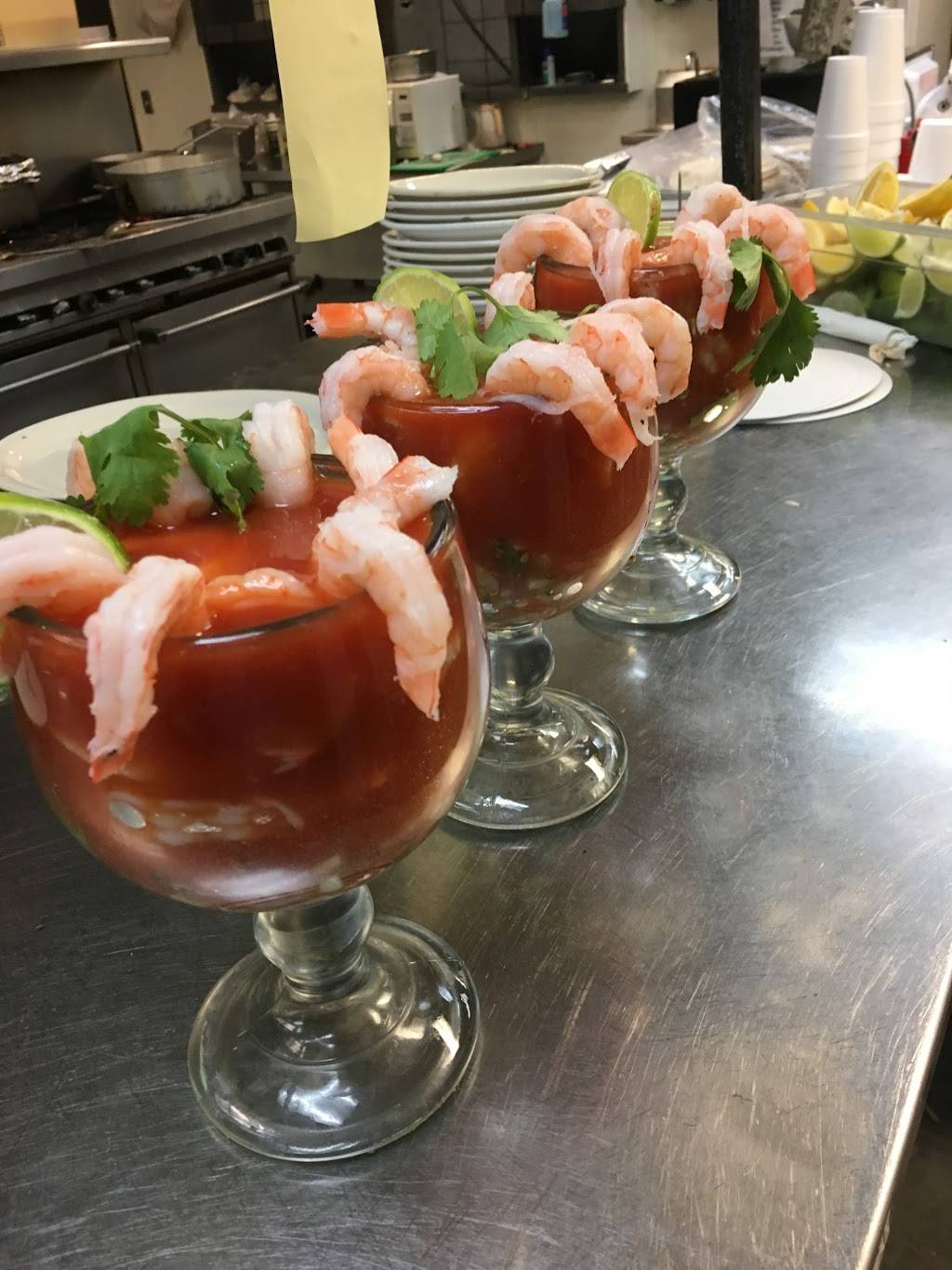 Cazadorez | restaurant | 117 N Milt Phillips Ave, Seminole, OK 74868, USA | 4053823320 OR +1 405-382-3320