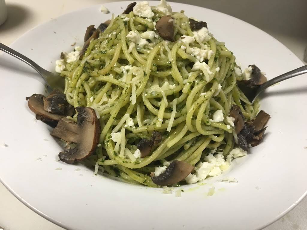 Garlic Pit Pasta House | restaurant | 696 Ridge Rd, Webster, NY 14580, USA | 5856716360 OR +1 585-671-6360