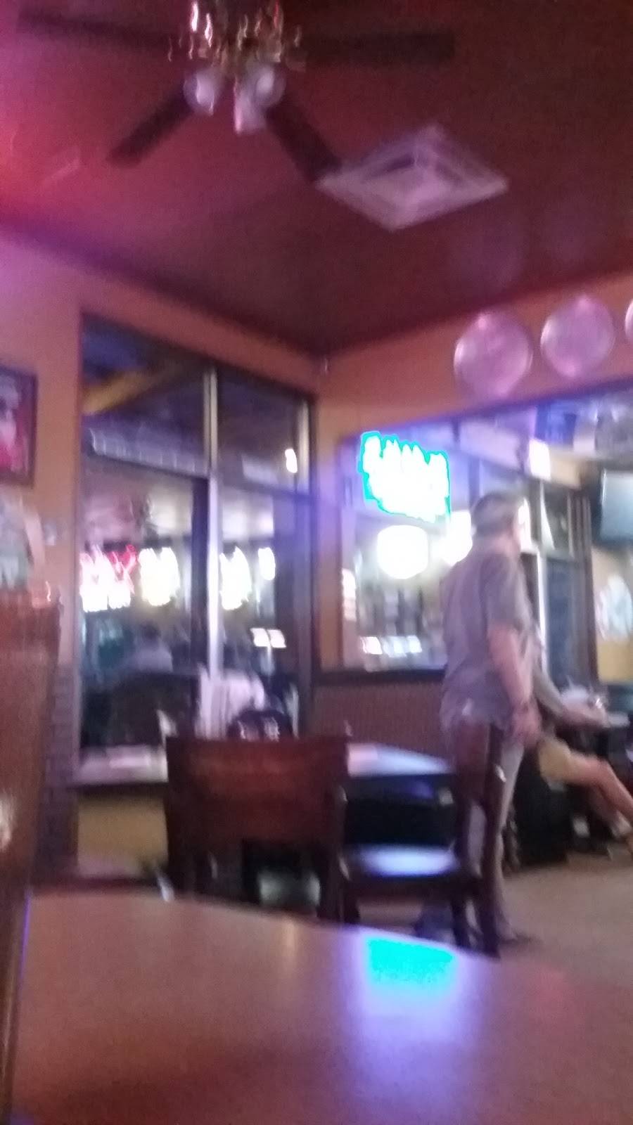 B & Js Pizza & Sandwiches | restaurant | 9653 Base Line Rd, Rancho Cucamonga, CA 91730, USA | 9099870757 OR +1 909-987-0757