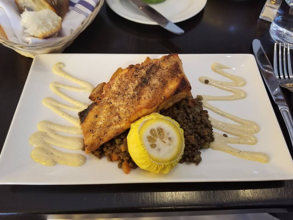 Serafina Upper West Side -( 105th And Broadway) | restaurant | 2737 Broadway, New York, NY 10025, USA | 2123010664 OR +1 212-301-0664