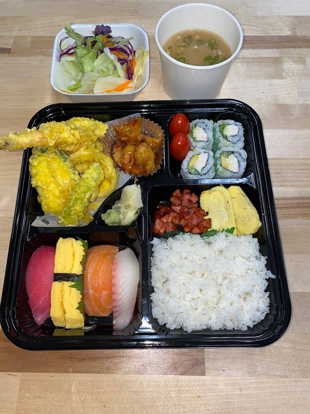 Blue Fish Japanese Restaurant | restaurant | 8720 S Tacoma Way #103, Lakewood, WA 98499, USA | 2532921593 OR +1 253-292-1593