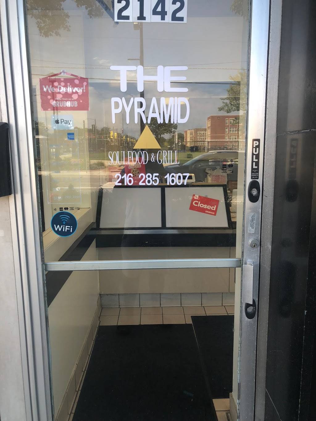 Pyramid Soul Food & Grill | restaurant | 2142 Lee Rd, Cleveland Heights, OH 44118, USA | 2162851607 OR +1 216-285-1607