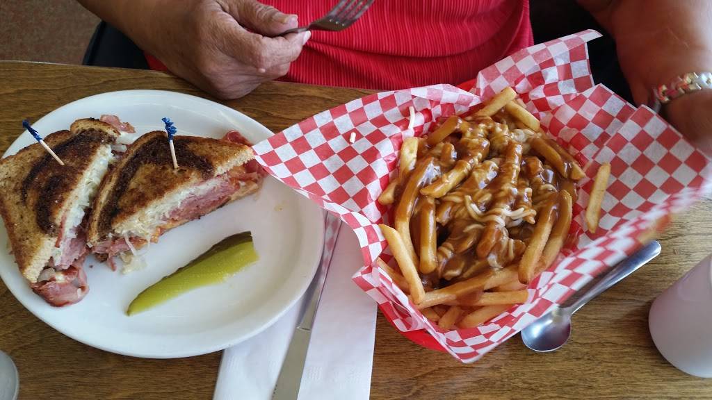 Queensway Restaurant | restaurant | 685 The Queensway, Peterborough, ON K9J 7J6, Canada | 7057485544 OR +1 705-748-5544